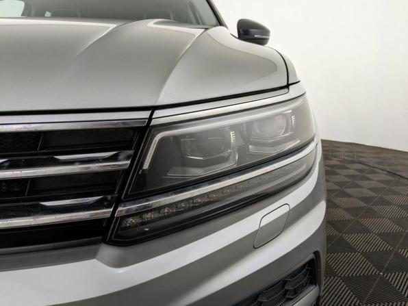 Volkswagen Tiguan II с пробегом 2019 года, цена 2 850 000 рублей, 100450 км, внедорожник, Автокод Объявления