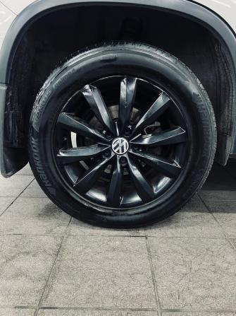 Volkswagen Tiguan I Рестайлинг с пробегом 2015 года, цена 1 490 000 рублей, 133000 км, внедорожник, Автокод Объявления