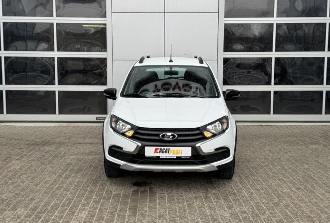 Lada (ВАЗ) Granta I Рестайлинг с пробегом 2023 года, цена 960 000 рублей, 32068 км, универсал, Автокод Объявления