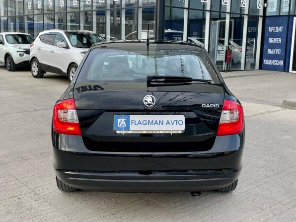 Skoda Rapid I с пробегом 2015 года, цена 1 090 000 рублей, 221000 км, лифтбек, Автокод Объявления