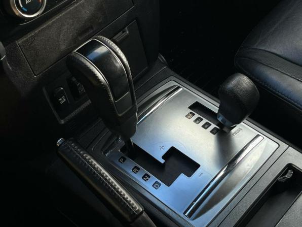 Mitsubishi Pajero IV с пробегом 2011 года, цена 1 799 000 рублей, 255720 км, внедорожник, Автокод Объявления