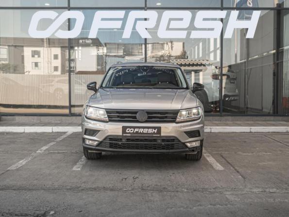 Volkswagen Tiguan II с пробегом 2019 года, цена 2 219 000 рублей, 101620 км, внедорожник, Автокод Объявления