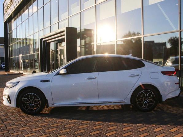 Kia Optima IV Рестайлинг с пробегом 2018 года, цена 1 878 700 рублей, 82682 км, седан, Автокод Объявления