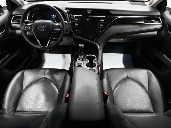 Toyota Camry VIII (XV70) с пробегом 2020 года, цена 2 895 000 рублей, 118533 км, седан, Автокод Объявления