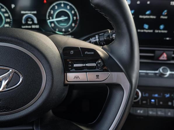 Hyundai Avante VII с пробегом 2020 года, цена 2 400 000 рублей, 31526 км, седан, Автокод Объявления
