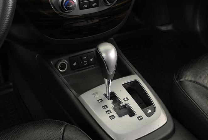 Hyundai Santa Fe II Рестайлинг с пробегом 2011 года, цена 1 380 000 рублей, 176021 км, внедорожник, Автокод Объявления