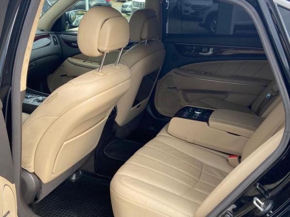 Hyundai Equus II с пробегом 2011 года, цена 1 250 000 рублей, 234100 км, седан, Автокод Объявления