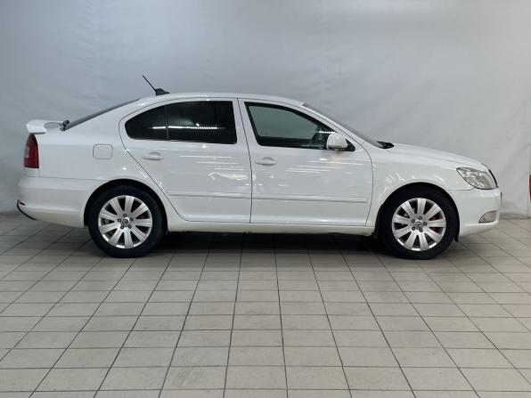 Skoda Octavia II (A5) Рестайлинг с пробегом 2012 года, цена 650 000 рублей, 235135 км, лифтбек, Автокод Объявления