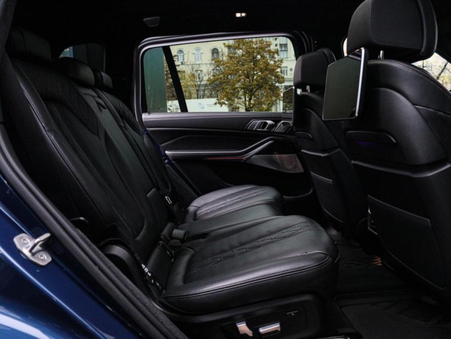 BMW X7 I (G07) Москва  - изображение 17