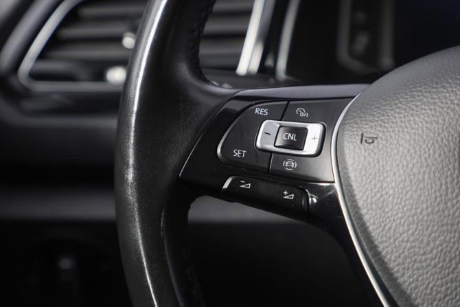 Volkswagen T-Roc I с пробегом 2021 года, цена 2 199 000 рублей, 75000 км, внедорожник, Автокод Объявления