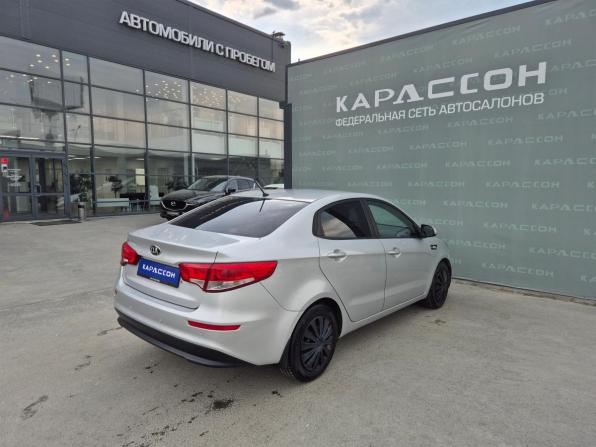 Kia Rio III Рестайлинг с пробегом 2015 года, цена 895 000 рублей, 173387 км, седан, Автокод Объявления