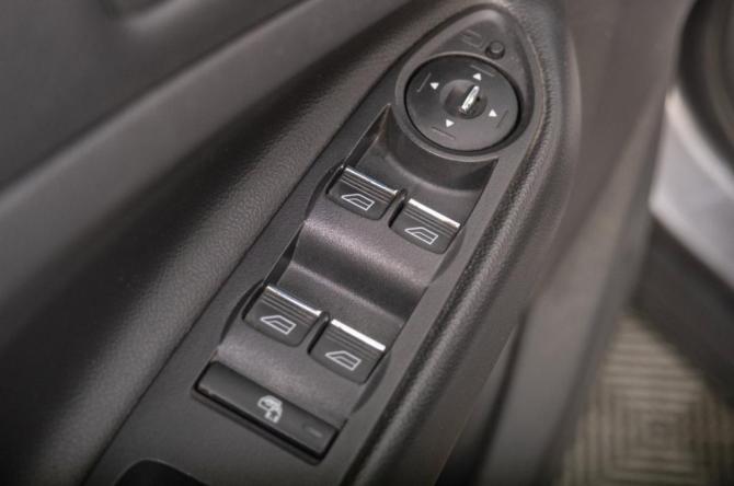Ford Kuga II с пробегом 2013 года, цена 999 000 рублей, 224000 км, внедорожник, Автокод Объявления
