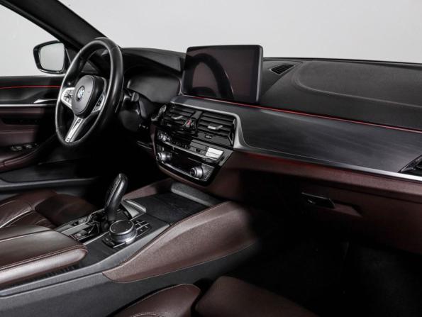 BMW 5 серии VII (G30/G31/G38) Рестайлинг с пробегом 2021 года, цена 5 550 000 рублей, 117422 км, седан, Автокод Объявления