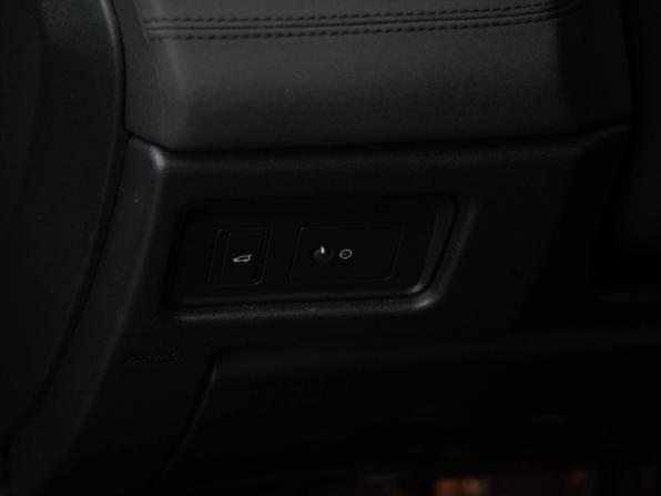 Land Rover Discovery Sport I с пробегом 2019 года, цена 2 449 046 рублей, 135567 км, внедорожник, Автокод Объявления