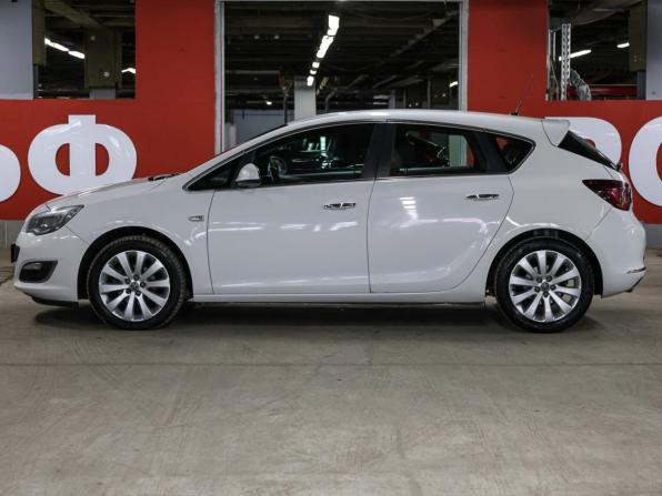 Opel Astra J Рестайлинг с пробегом 2012 года, цена 729 000 рублей, 220000 км, хэтчбек, Автокод Объявления
