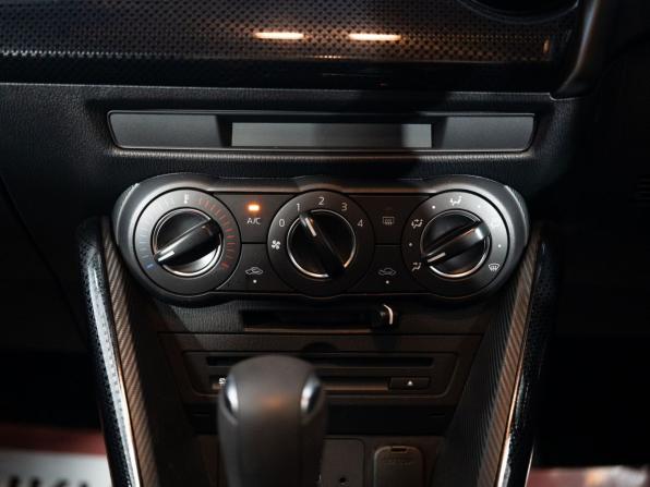 Mazda Demio IV (DJ) с пробегом 2019 года, цена 1 200 000 рублей, 55478 км, хэтчбек, Автокод Объявления