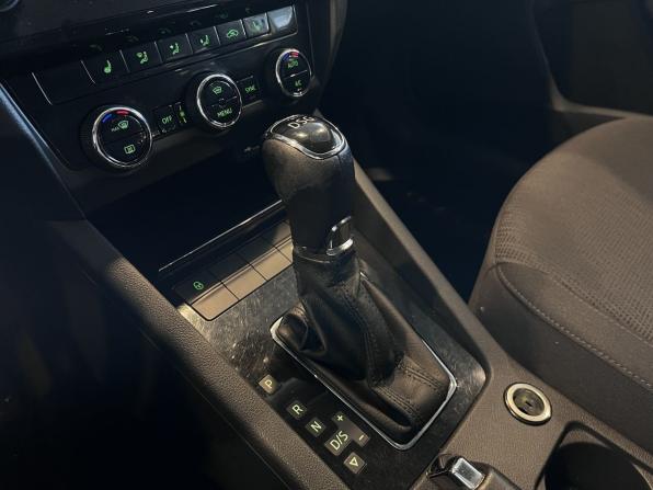 Skoda Octavia III (A7) Рестайлинг с пробегом 2017 года, цена 1 770 000 рублей, 189419 км, лифтбек, Автокод Объявления