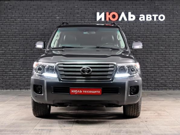 Toyota Land Cruiser 200 Series Рестайлинг 1 с пробегом 2012 года, цена 3 500 000 рублей, 308307 км, внедорожник, Автокод Объявления