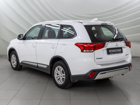 Mitsubishi Outlander III Рестайлинг 3 с пробегом 2019 года, цена 1 998 000 рублей, 150320 км, внедорожник, Автокод Объявления