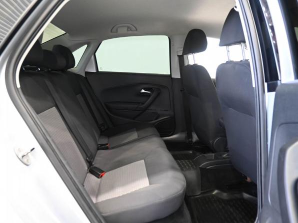 Volkswagen Polo V с пробегом 2012 года, цена 789 900 рублей, 218000 км, седан, Автокод Объявления
