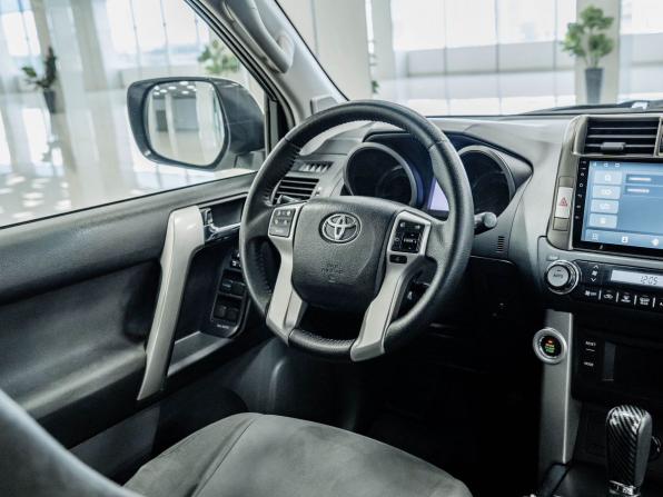 Toyota Land Cruiser Prado 150 Series с пробегом 2013 года, цена 3 136 000 рублей, 211601 км, внедорожник, Автокод Объявления