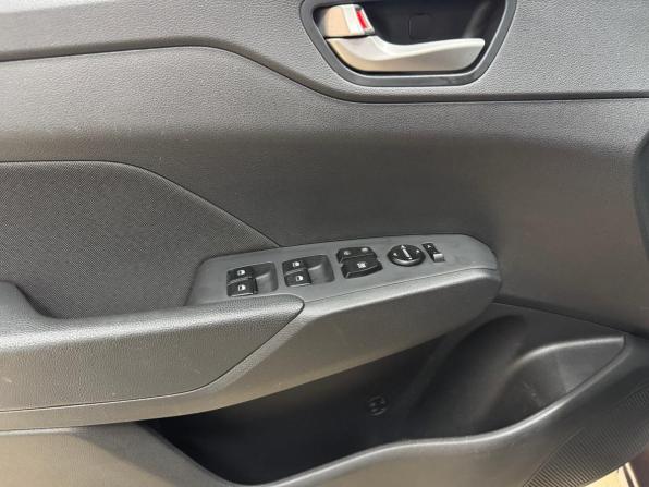 Hyundai Solaris II с пробегом 2020 года, цена 1 519 000 рублей, 79395 км, седан, Автокод Объявления