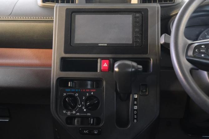 Toyota Roomy I с пробегом 2020 года, цена 1 099 000 рублей, 46666 км, микровэн, Автокод Объявления