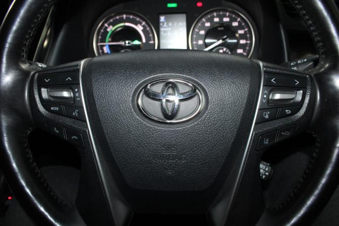 Toyota Alphard III Рестайлинг с пробегом 2021 года, цена 5 700 000 рублей, 80903 км, минивэн, Автокод Объявления