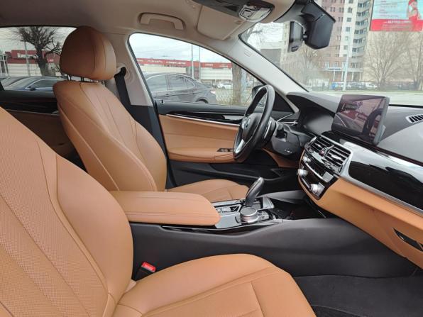 BMW 5 серии VII (G30/G31/G38) Рестайлинг с пробегом 2021 года, цена 3 994 000 рублей, 56559 км, седан, Автокод Объявления