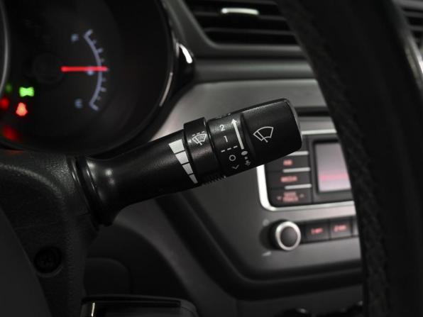 Kia Rio III Рестайлинг с пробегом 2017 года, цена 1 490 000 рублей, 79450 км, седан, Автокод Объявления