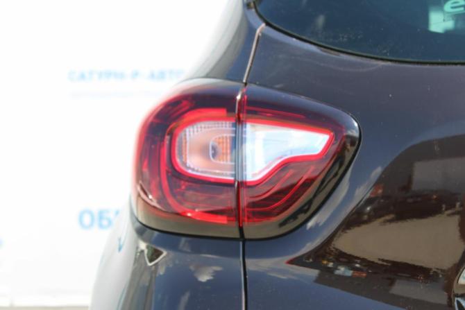 Renault Kaptur I с пробегом 2018 года, цена 1 590 000 рублей, 120000 км, внедорожник, Автокод Объявления