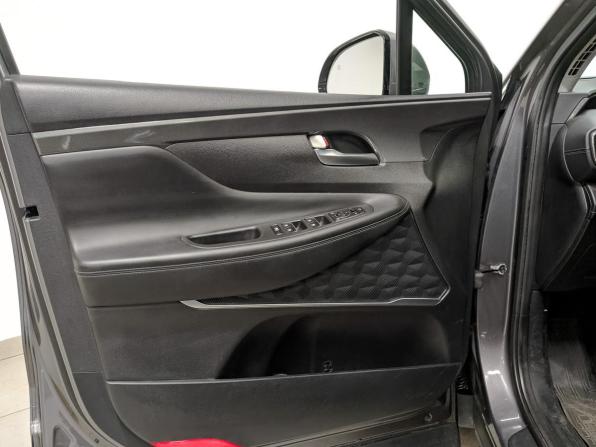 Hyundai Santa Fe IV Рестайлинг с пробегом 2022 года, цена 3 750 000 рублей, 49170 км, внедорожник, Автокод Объявления