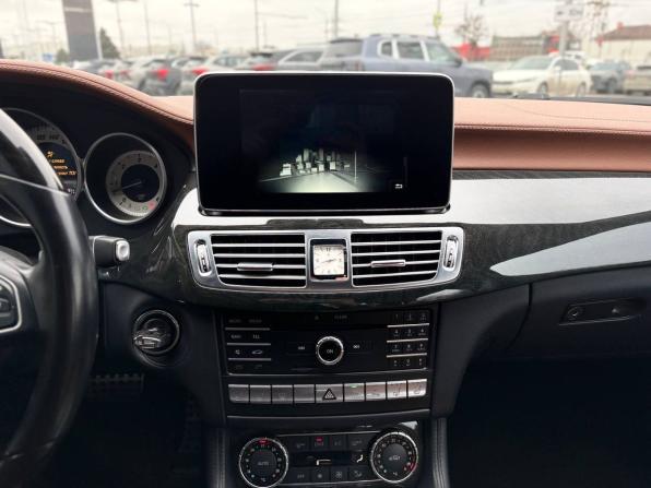 Mercedes-Benz CLS II (C218) Рестайлинг с пробегом 2014 года, цена 2 499 900 рублей, 146000 км, седан, Автокод Объявления