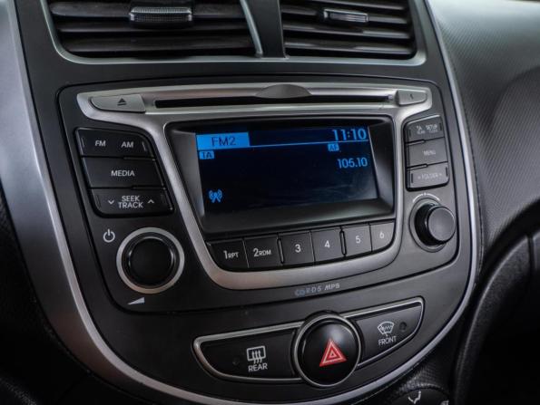 Hyundai Solaris I Рестайлинг с пробегом 2014 года, цена 875 000 рублей, 228268 км, седан, Автокод Объявления