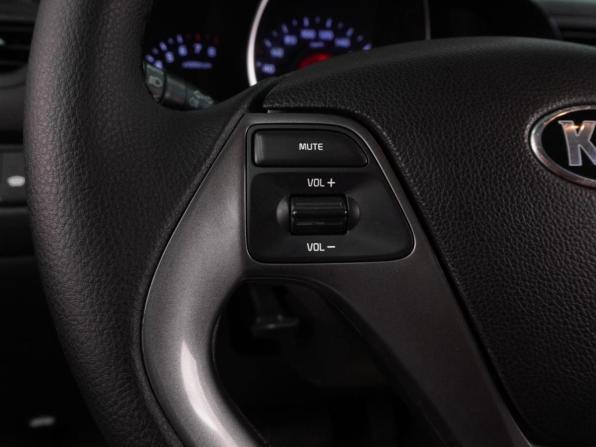 Kia Rio III Рестайлинг с пробегом 2016 года, цена 899 000 рублей, 146913 км, седан, Автокод Объявления