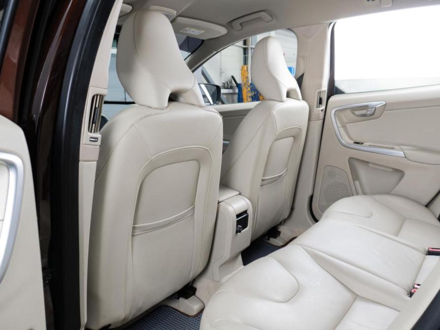 Volvo XC60 I Рестайлинг Тюмень  - изображение 11