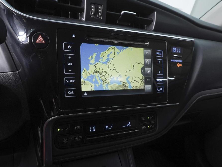 Toyota Auris II Рестайлинг Ростов-на-Дону  - изображение 13