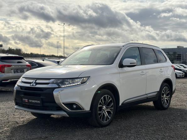 Mitsubishi Outlander III Рестайлинг 3 с пробегом 2019 года, цена 1 985 000 рублей, 89000 км, внедорожник, Автокод Объявления