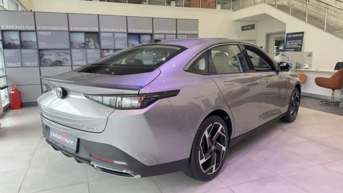 Changan Lamore с пробегом 2024 года, цена 2 149 000 рублей, 4820 км, седан, Автокод Объявления