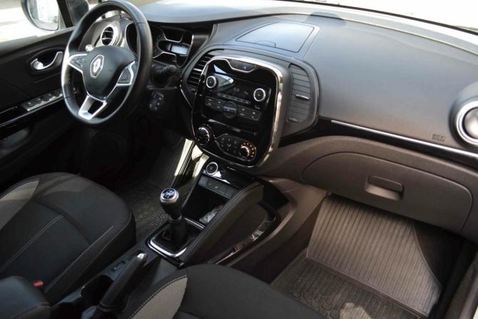 Renault Kaptur I Рестайлинг с пробегом 2021 года, цена 1 690 000 рублей, 72586 км, внедорожник, Автокод Объявления