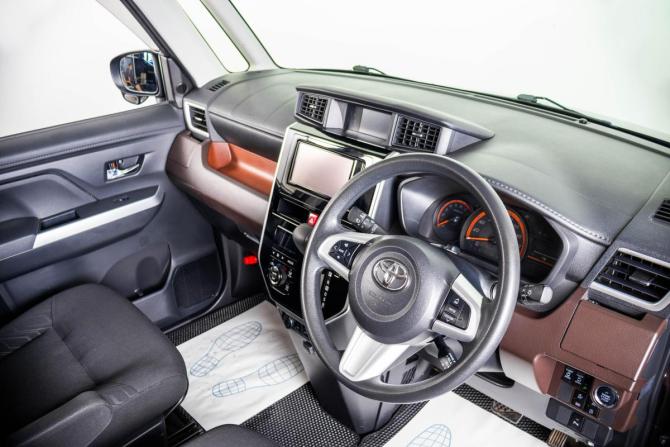 Toyota Roomy I с пробегом 2019 года, цена 1 349 000 рублей, 51000 км, микровэн, Автокод Объявления