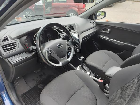 Kia Rio III Рестайлинг с пробегом 2015 года, цена 1 260 000 рублей, 60000 км, хэтчбек, Автокод Объявления