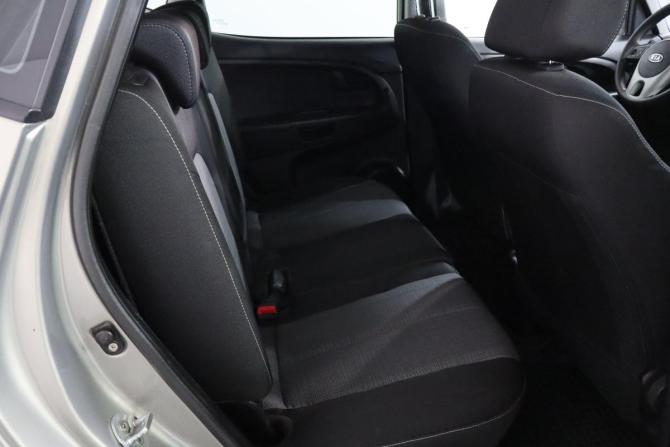 Kia Venga I с пробегом 2012 года, цена 549 000 рублей, 275000 км, минивэн, Автокод Объявления