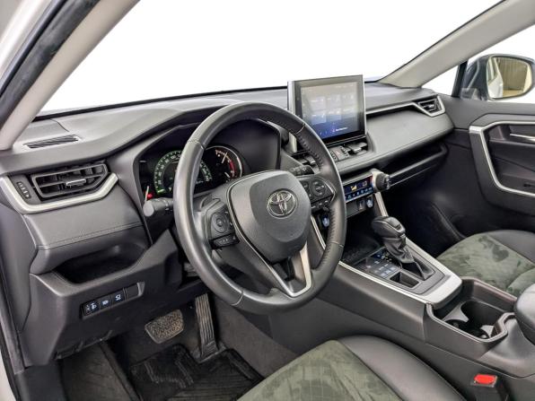 Toyota RAV4 V (XA50) с пробегом 2022 года, цена 3 730 000 рублей, 35775 км, внедорожник, Автокод Объявления