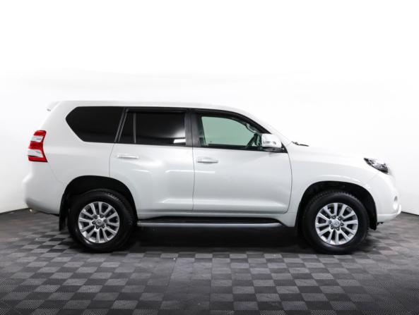 Toyota Land Cruiser Prado 150 Series Рестайлинг 1 с пробегом 2015 года, цена 3 296 000 рублей, 237797 км, внедорожник, Автокод Объявления