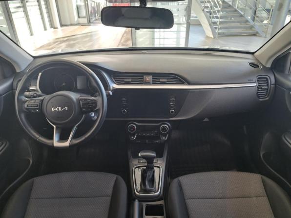 Kia Rio IV Рестайлинг с пробегом 2022 года, цена 2 030 000 рублей, 41913 км, хэтчбек, Автокод Объявления