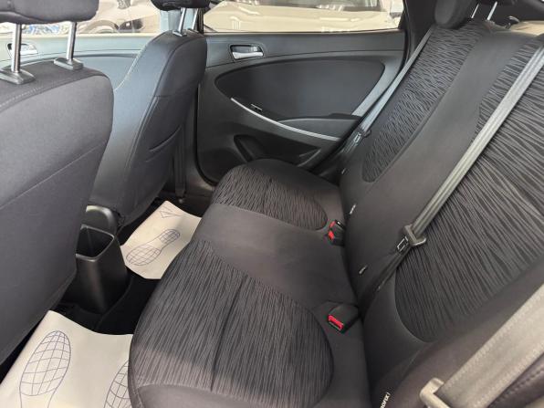 Hyundai Solaris I Рестайлинг с пробегом 2014 года, цена 890 000 рублей, 137051 км, седан, Автокод Объявления