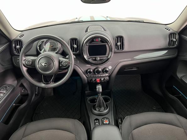 Mini Countryman II с пробегом 2018 года, цена 2 350 000 рублей, 66450 км, внедорожник, Автокод Объявления