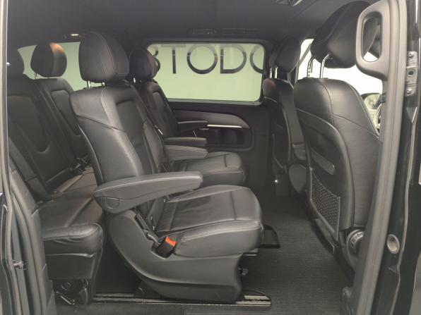 Mercedes-Benz V-Класс III (W447) с пробегом 2019 года, цена 6 174 000 рублей, 88587 км, минивэн, Автокод Объявления