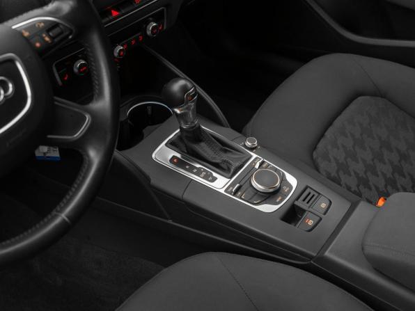 Audi A3 III (8V) с пробегом 2013 года, цена 1 340 000 рублей, 158682 км, хэтчбек, Автокод Объявления